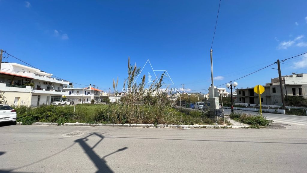 A large plot with considerable building capacity in Kissamos