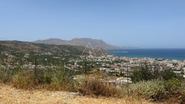 A plot with extraordinary views in Kissamos