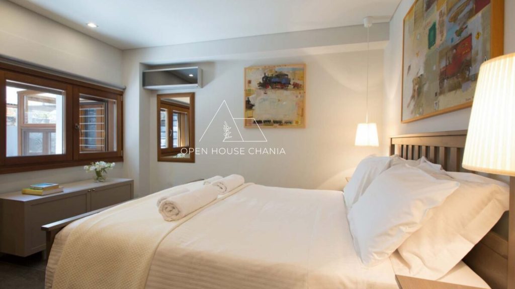 A most exclusive, high-end Villa in Prophitis Elias, Chania.