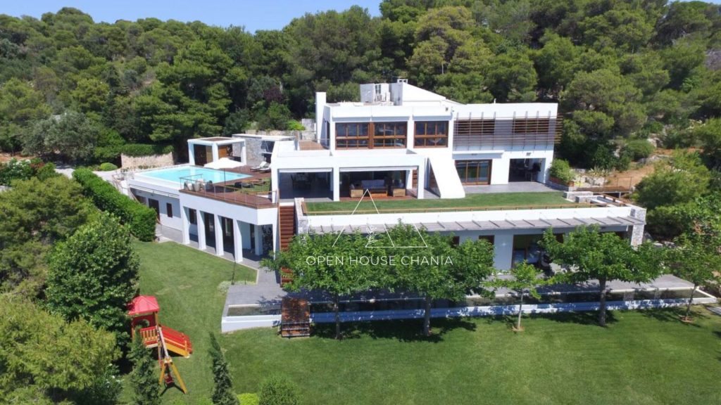 A most exclusive, high-end Villa in Prophitis Elias, Chania.