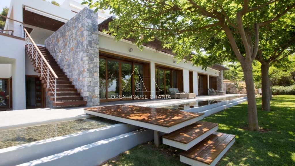 A most exclusive, high-end Villa in Prophitis Elias, Chania.