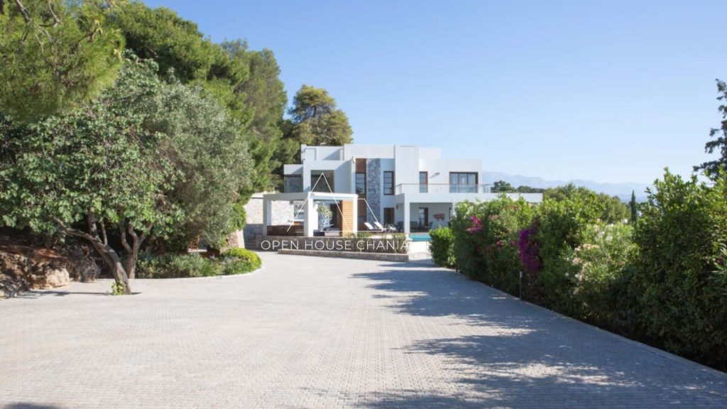 A most exclusive, high-end Villa in Prophitis Elias, Chania.