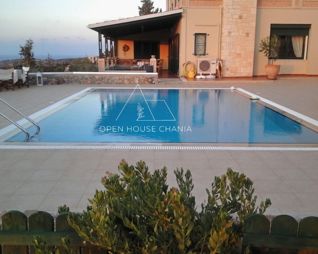 A Large Seaview Villa & 2 Adjacent Plots In Kokkino Chorio