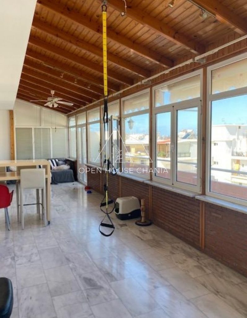 A LARGE APARTMENT IN CHANIA CENTER