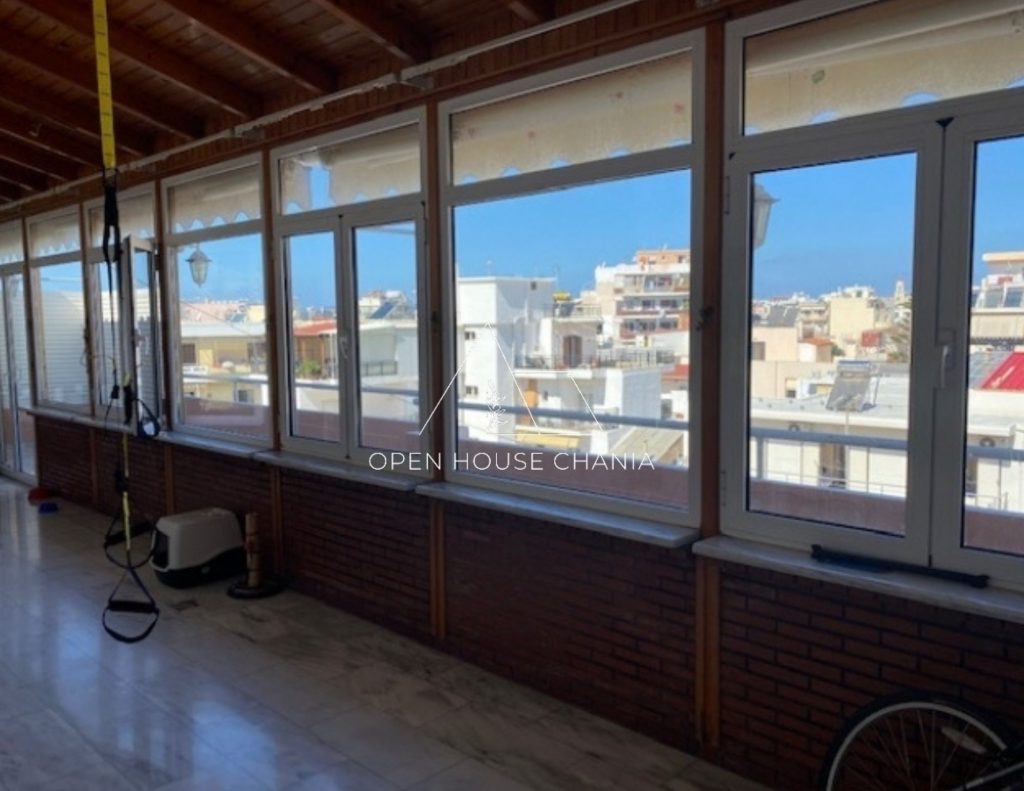 A LARGE APARTMENT IN CHANIA CENTER