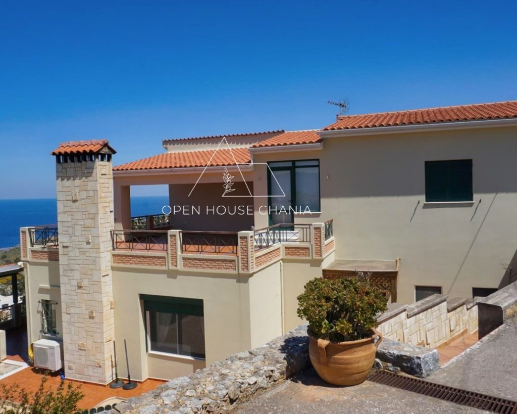 A Large Seaview Villa & 2 Adjacent Plots In Kokkino Chorio