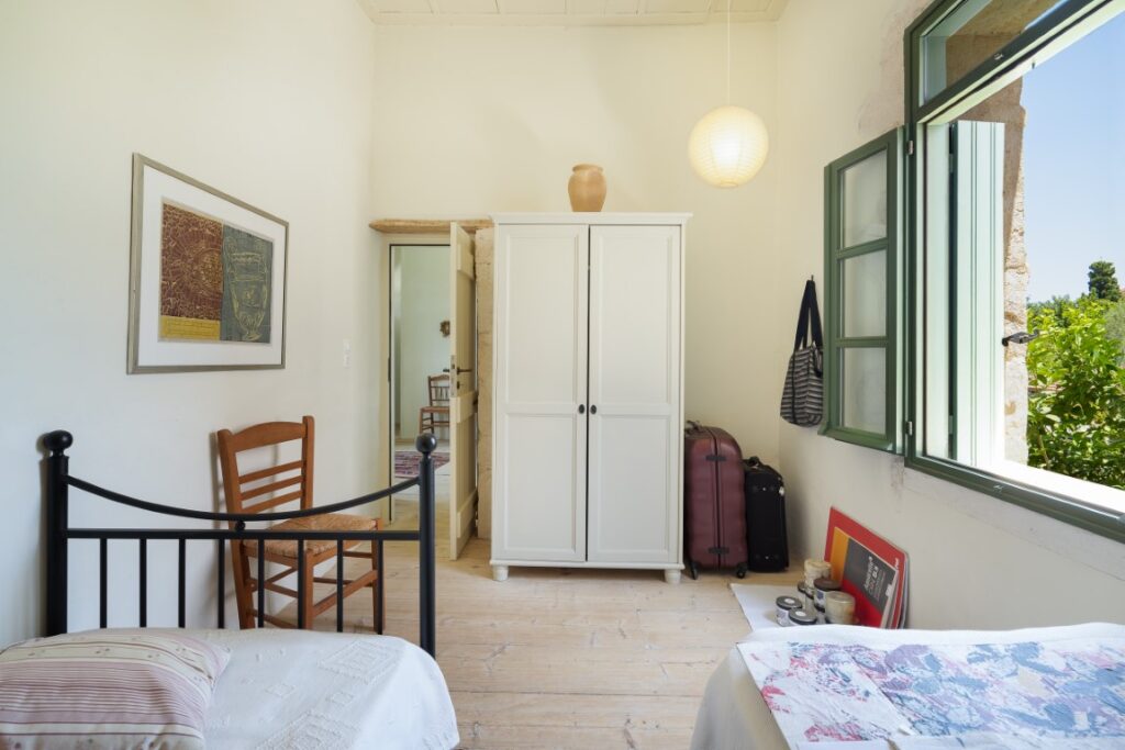 THREE PROPERTIES IN ONE IN PLAKA