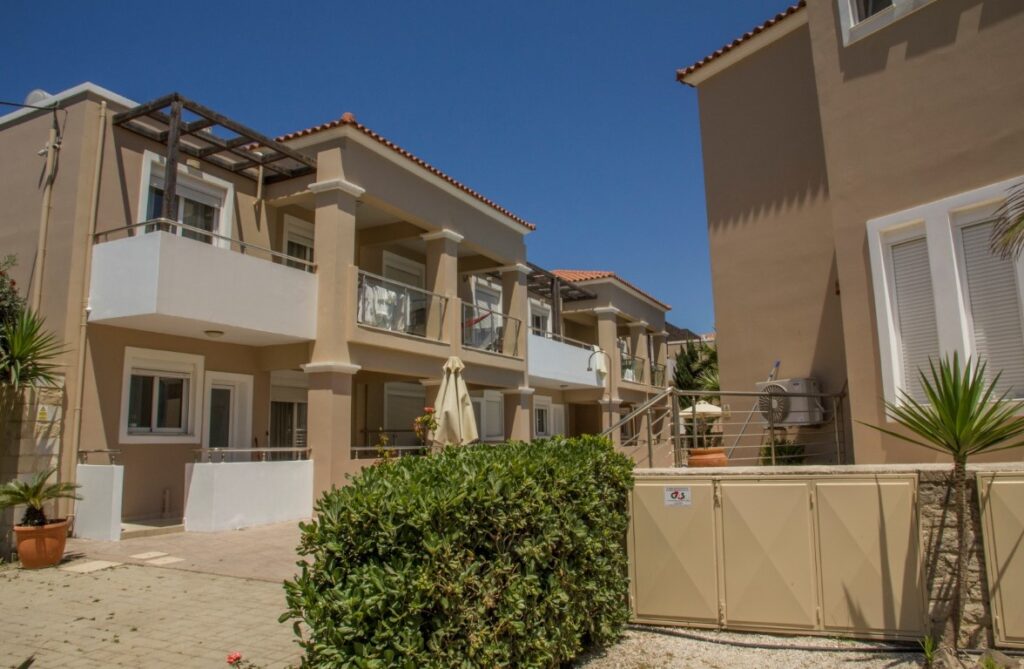 A TWO-BEDROOM VILLA IN MALEME