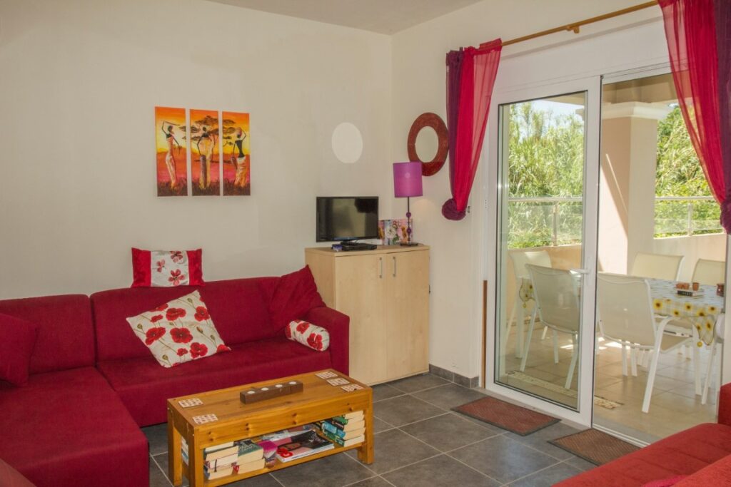 A TWO-BEDROOM VILLA IN MALEME