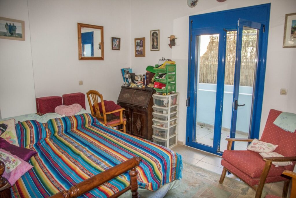 Α LOVELY 3-BEDROOM HOUSE IN TAVRONITIS