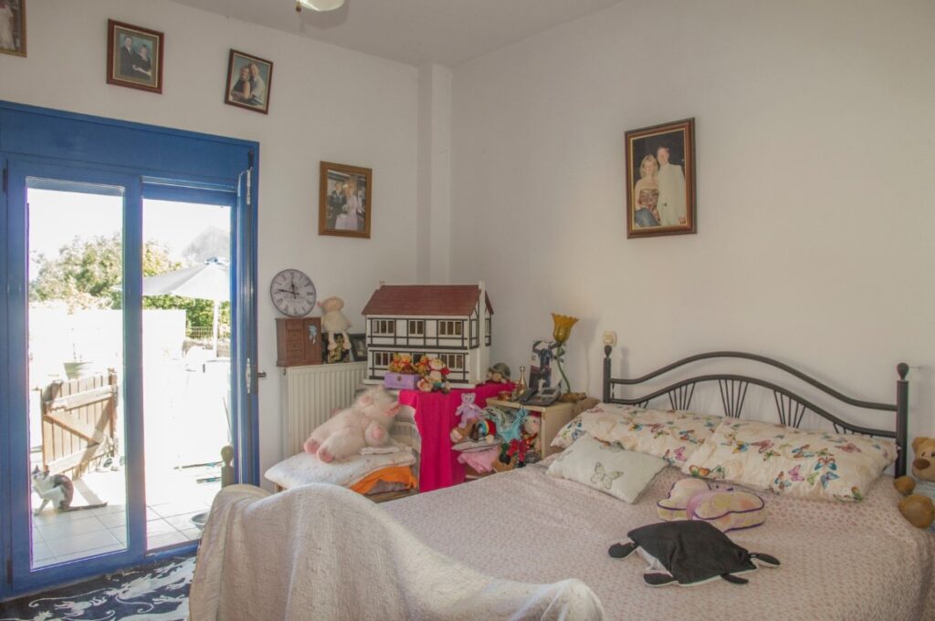 Α LOVELY 3-BEDROOM HOUSE IN TAVRONITIS