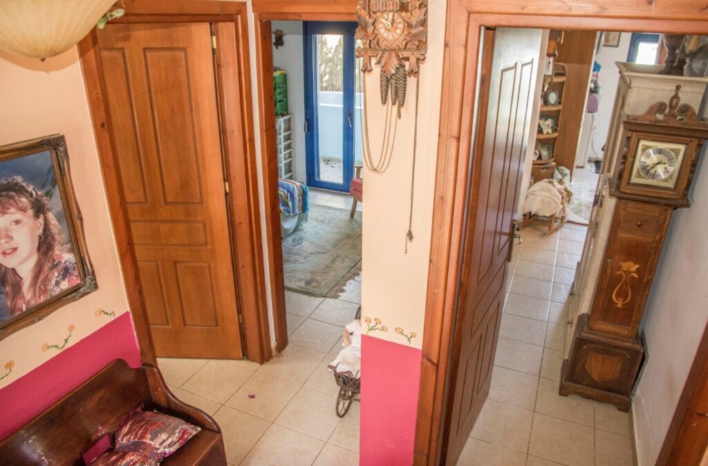 Α LOVELY 3-BEDROOM HOUSE IN TAVRONITIS