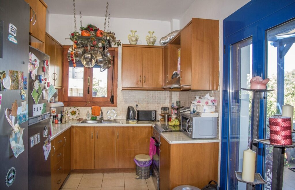 Α LOVELY 3-BEDROOM HOUSE IN TAVRONITIS