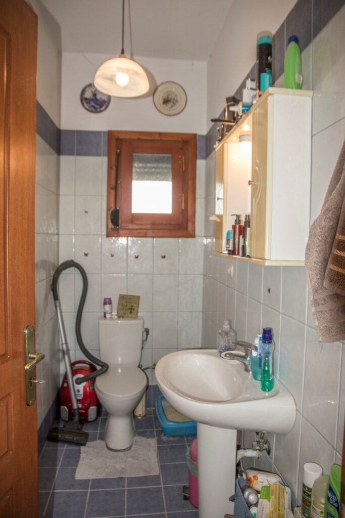 Α LOVELY 3-BEDROOM HOUSE IN TAVRONITIS