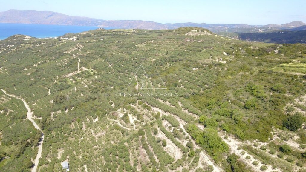 A MASSIVE INVESTMENT PLOT IN KISSAMOS