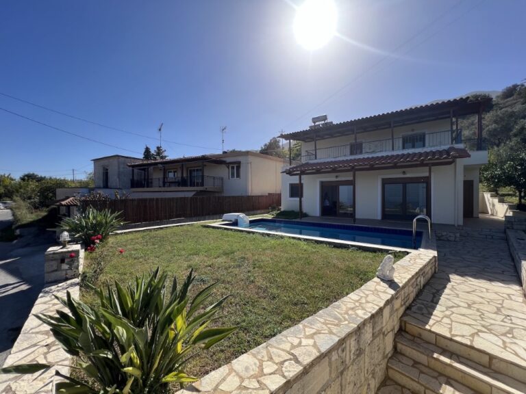 A VILLA OF TWO INDEPENDENT APARTMENTS IN KOURNAS