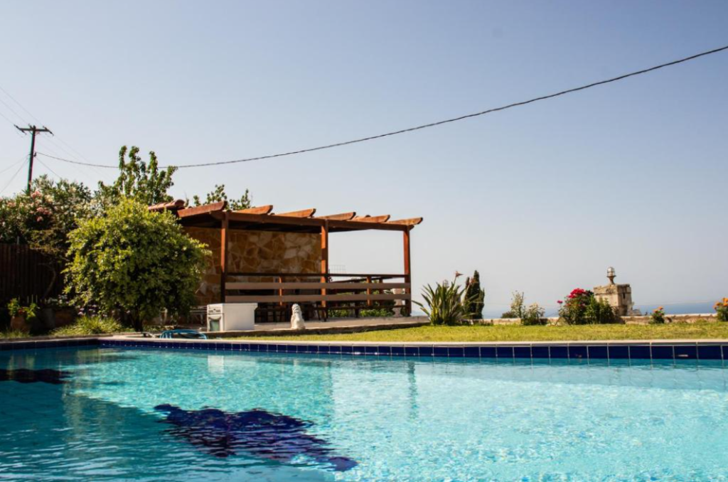 A VILLA OF TWO INDEPENDENT APARTMENTS IN KOURNAS