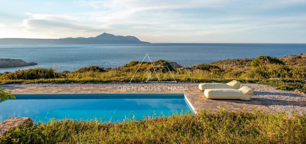 A PANORAMIC VIEW VILLA IN KOKKINO CHORIO