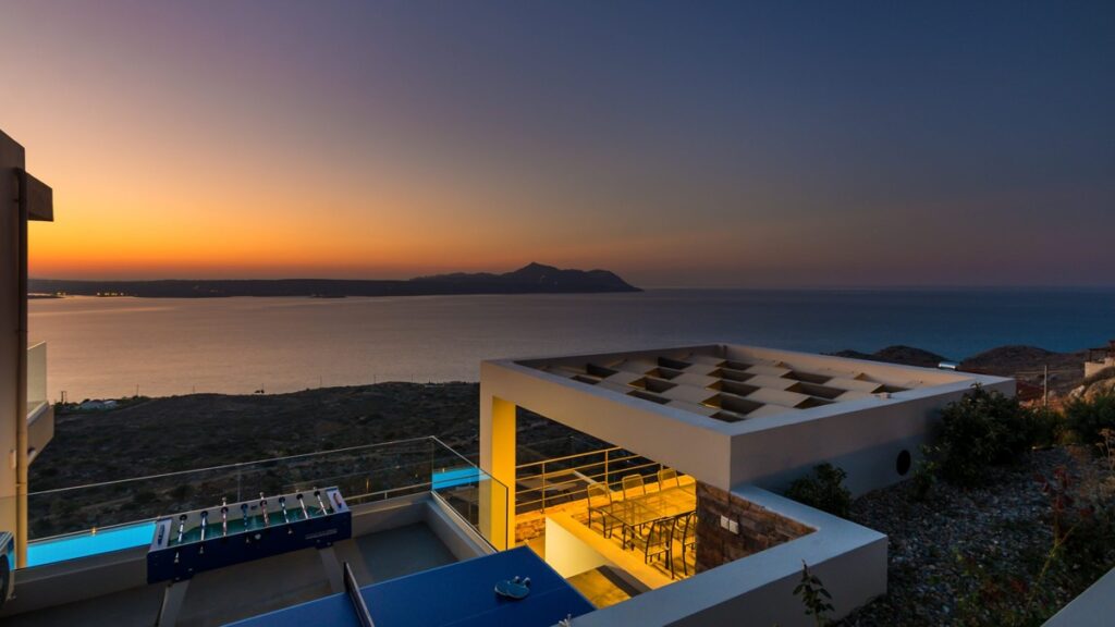 A DESIGNER VILLA WITH STUNNING VIEWS