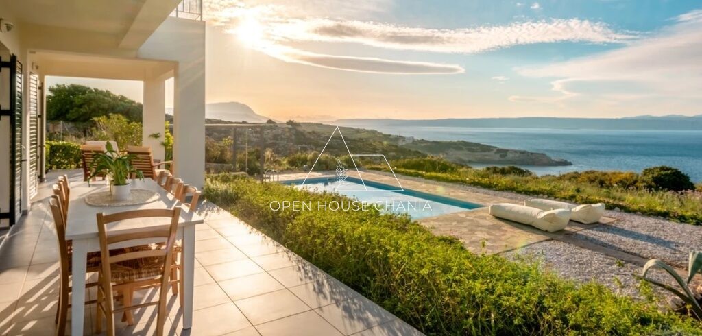 A PANORAMIC VIEW VILLA IN KOKKINO CHORIO