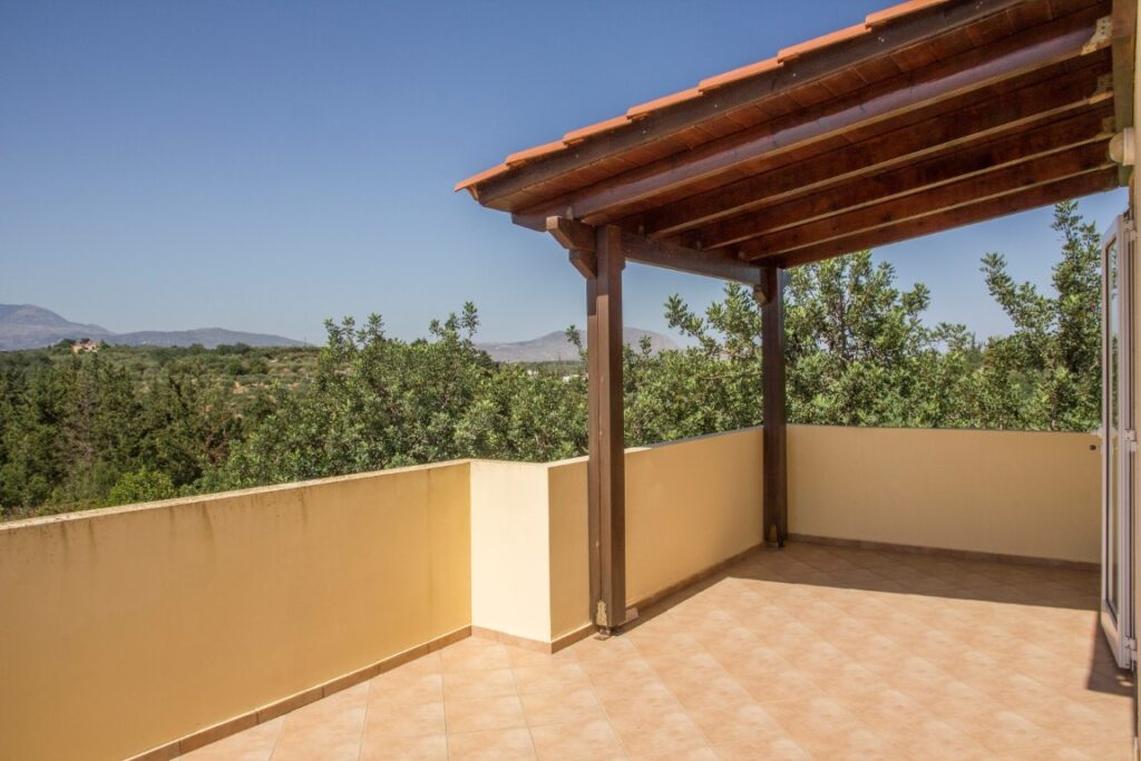 A TWO-LEVEL, TWO BEDROOM VILLA IN ALMYRIDA