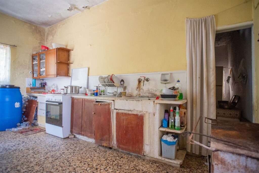 RENOVATION PROJECT IN KYPARISSOS