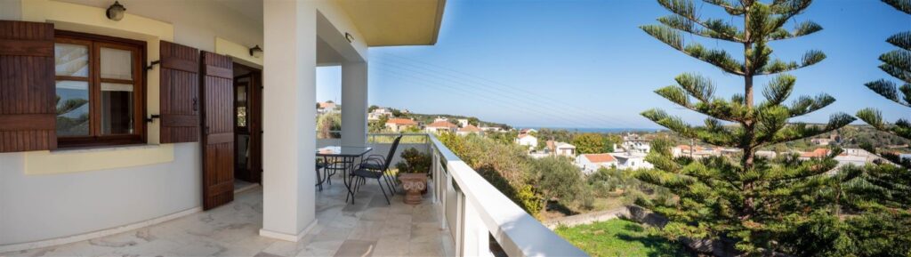 A PROPERTY WITH UNOBSTRUCTED VIEWS IN GERANI