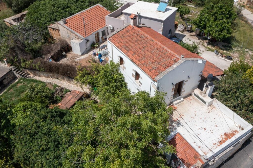 EXCEPTIONAL DOUBLE PROPERTY IN KONTOPOYLA