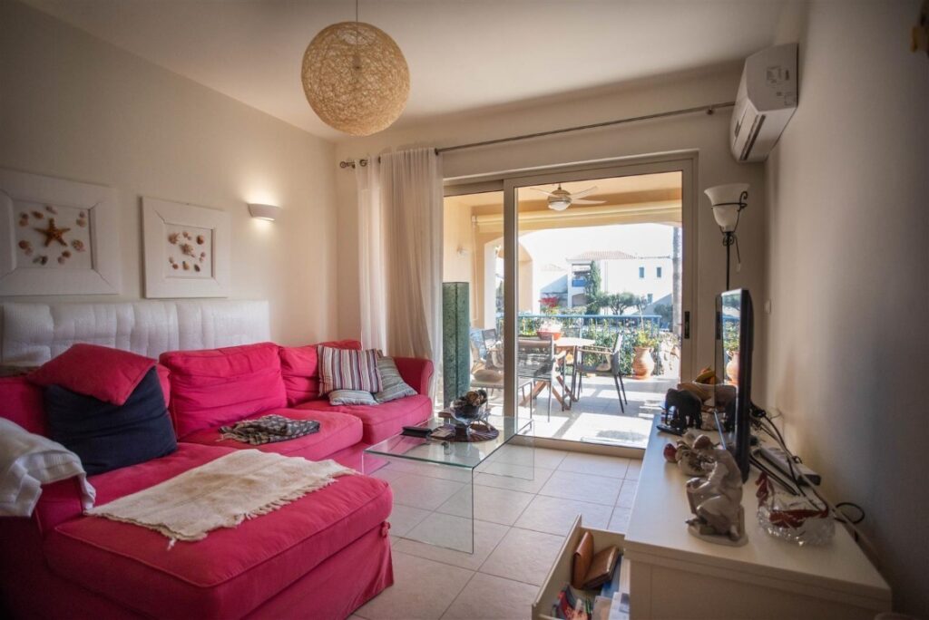 Α TWO-LEVEL CONDO A FEW STEPS FROM THE BEACH OF MALEME