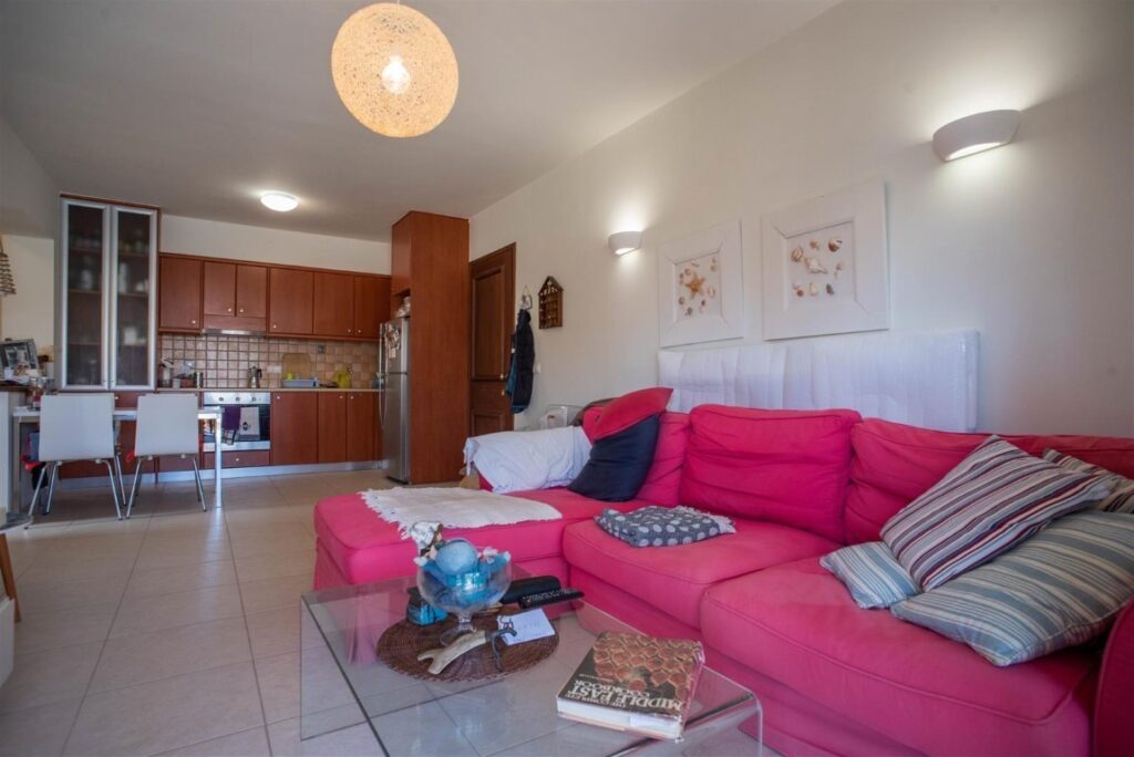 Α TWO-LEVEL CONDO A FEW STEPS FROM THE BEACH OF MALEME