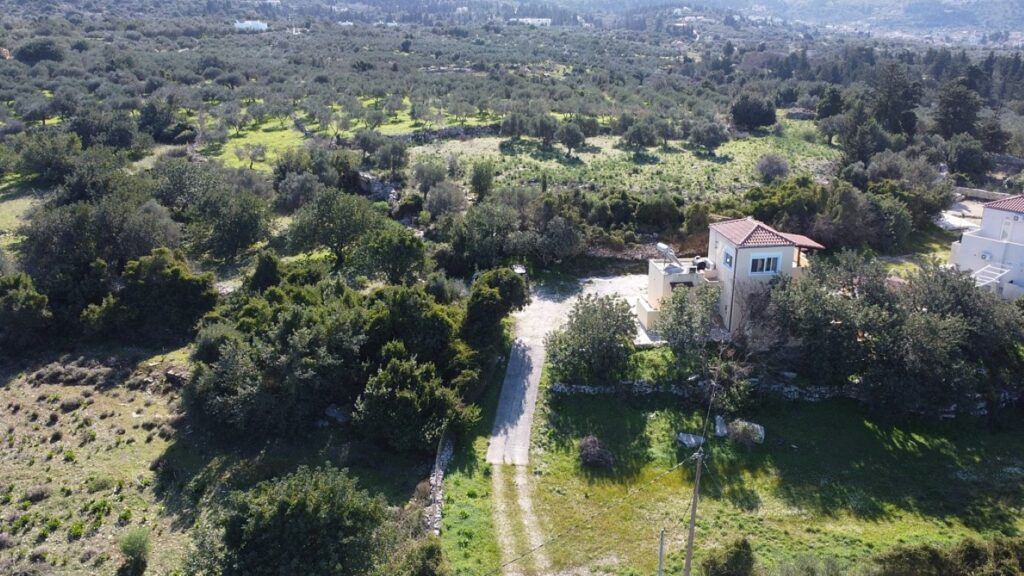 A SERENITY HAVEN IN AGIOS VASILIOS (AMYRIDA)