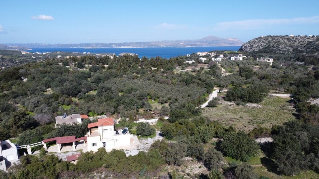 A SERENITY HAVEN IN AGIOS VASILIOS (AMYRIDA)