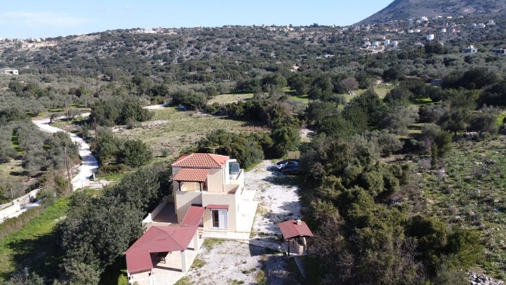 A SERENITY HAVEN IN AGIOS VASILIOS (AMYRIDA)