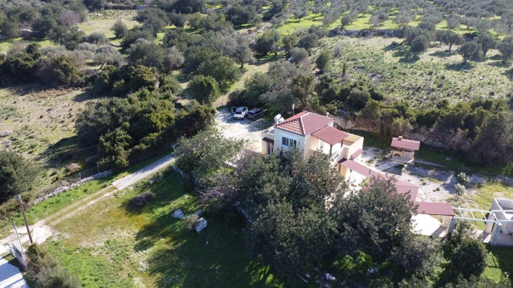 A SERENITY HAVEN IN AGIOS VASILIOS (AMYRIDA)