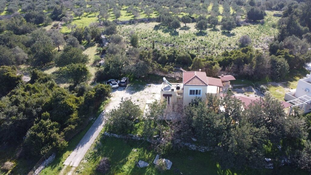 A SERENITY HAVEN IN AGIOS VASILIOS (AMYRIDA)