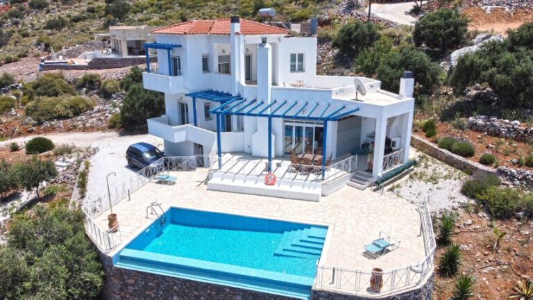 A 4-BEDROOM SEAVIEW VILLA IN KOKKINO CHORIO