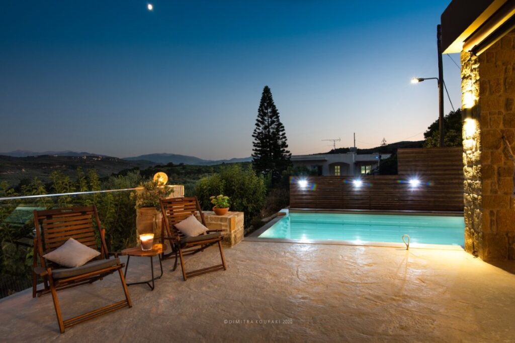 A STUNNING 300 SQM VILLA IN KOLYMVARI