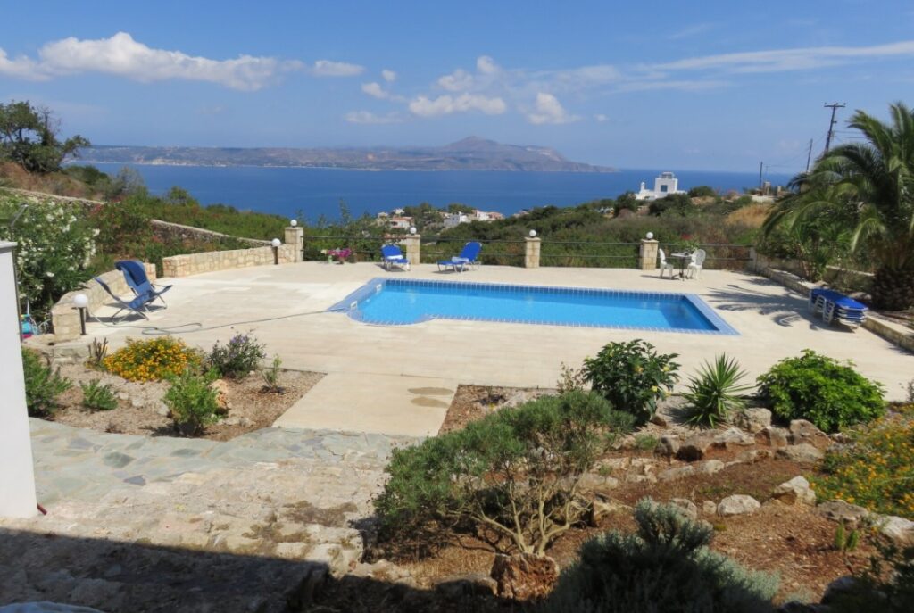 SEA-VIEW HOUSE WITH GUEST APARTMENT & POOL IN PLAKA