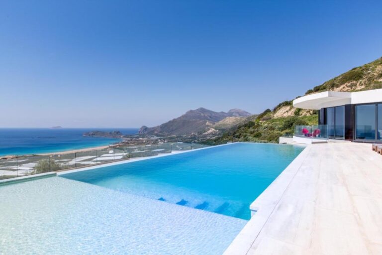 STUNNING LUXURY VILLA FOR SALE IN FALASSARNA WITH PANORAMIC SEA VIEWS