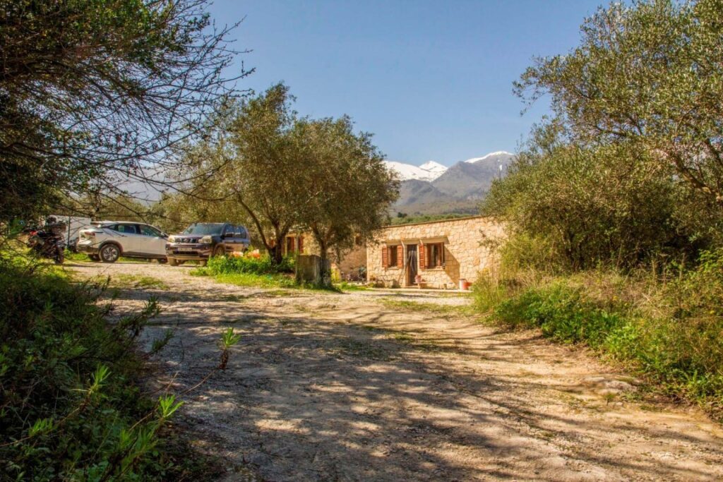 TWO COZY STONE VILLAS IN A GREEN EDEN IN PEMONIA AT A VERY FAIR PRICE