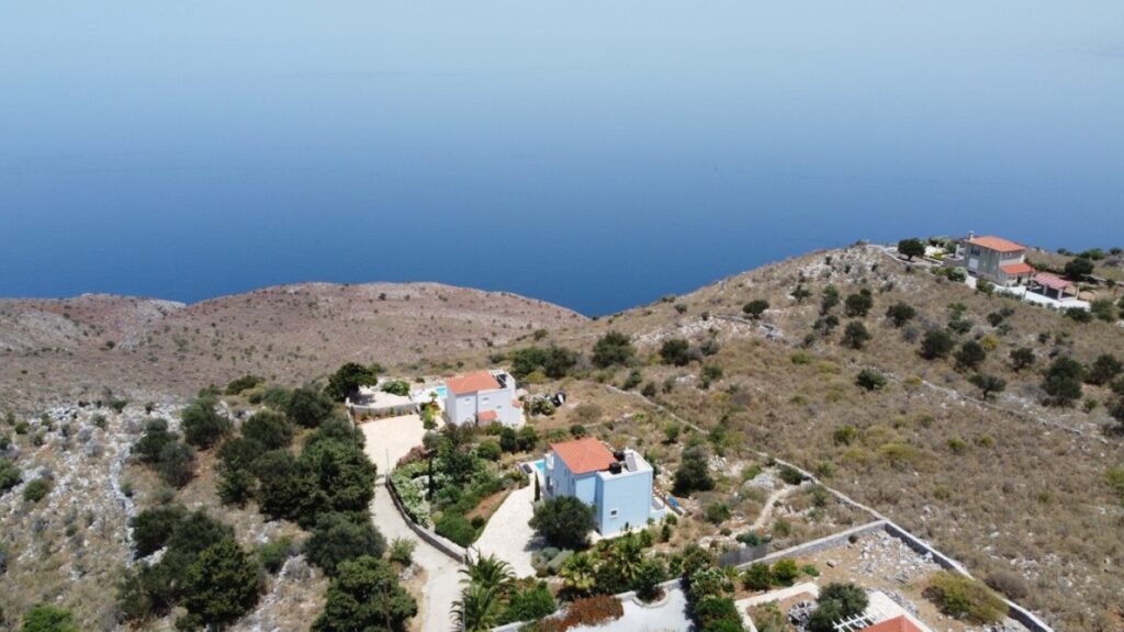 FOR SALE A THREE BEDROOM SEA VIEW VILLA WITH A POOL IN KEFALAS